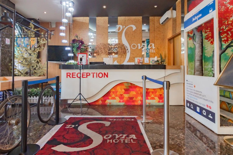 RedDoorz Premium near Bandung Station, Bandung, Indonesia