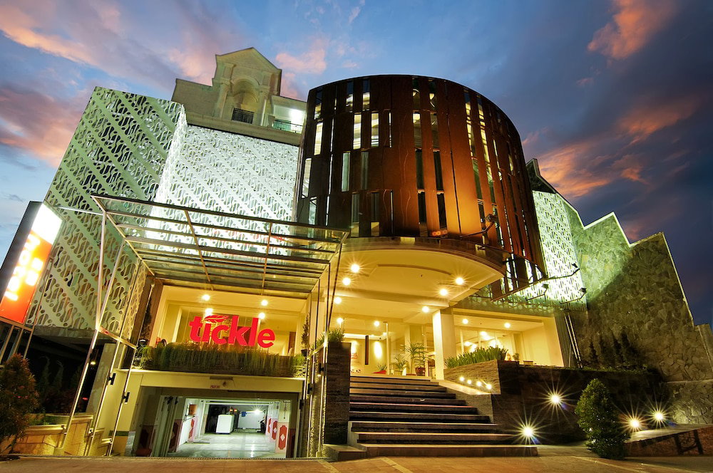 Tickle Hotel, Indonesia