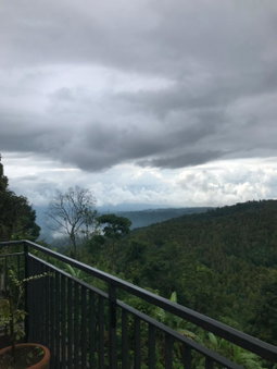 D'Rus Hill munduk, Singaraja, Indonesia