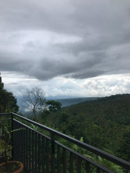 D'Rus Hill munduk, Singaraja, Indonesia