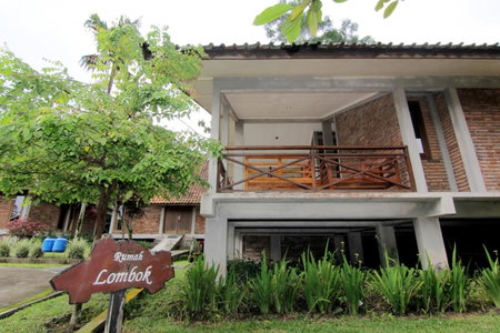 Disaster Oasis, Kaliurang, Indonesia