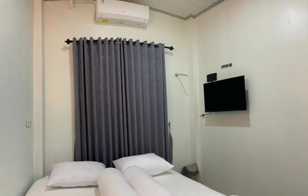 Kusuma Raya Guest House, Srondolwetan, Indonesia