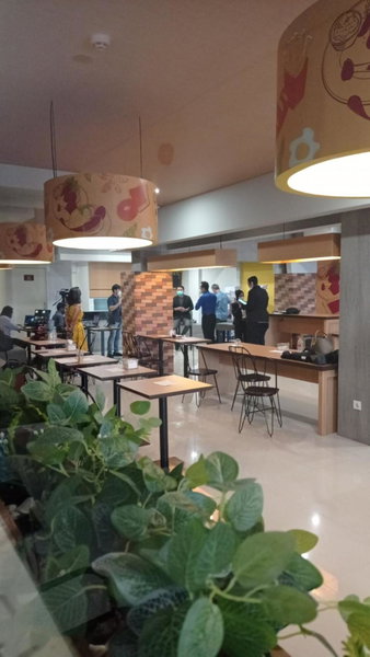 Miko Rooms & Capsules hotel, Bungurasih, Indonesia