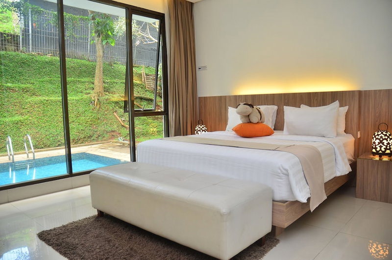 Ohara City View 5BR Villa Heated Pool and Billiard, Bandung, Indonesia