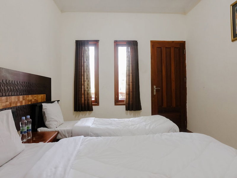 Hotel Mahkota Plengkung, Banyuwangi, Indonesia