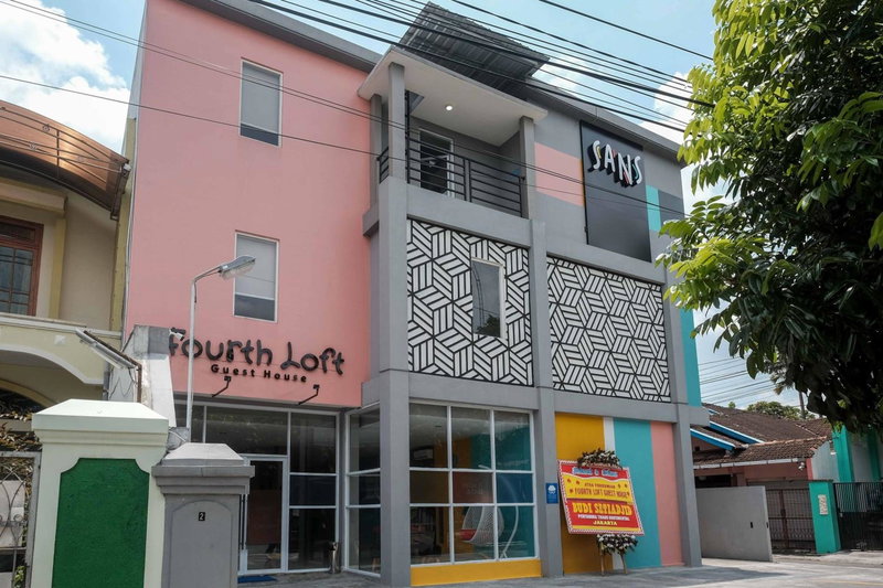 Sans Hotel Fourth Loft Solo, Solo, Indonesia