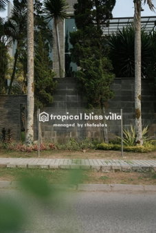 Tropical Bliss Villa by The Feelas, Bandung, Indonesia