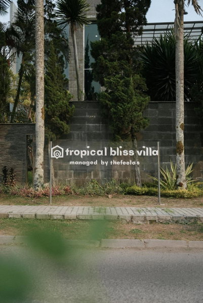 Tropical Bliss Villa by The Feelas, Bandung, Indonesia