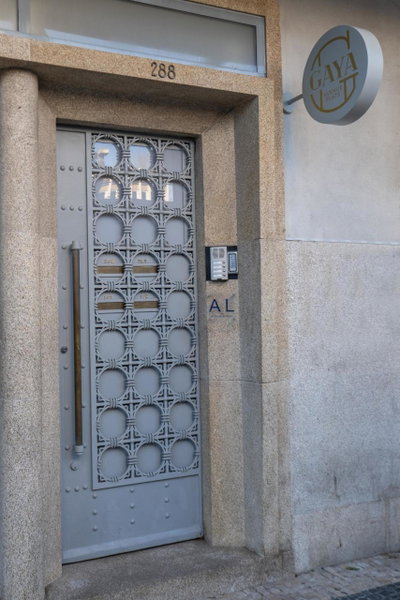 Gaya Avenue Flats - Elegant Contemporary Flats with Balcony, Vila Nova de Gaia, Portugal