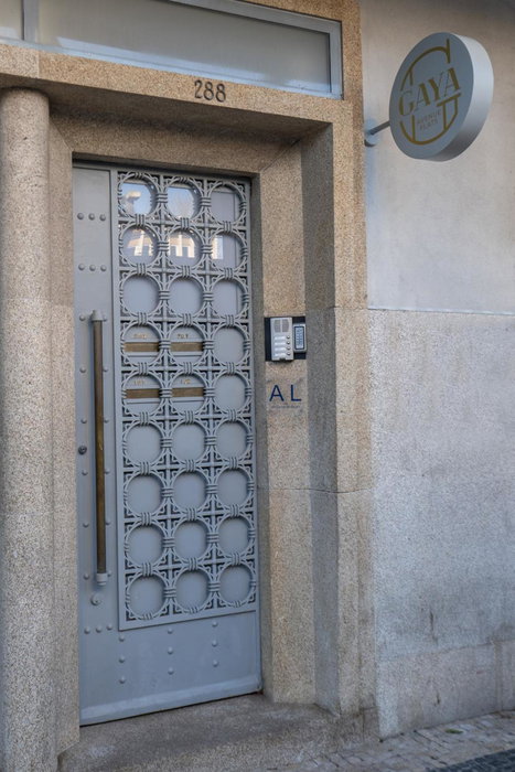 Gaya Avenue Flats - Elegant Contemporary Flats with Balcony, Vila Nova de Gaia, Portugal