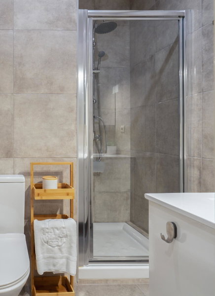 Gaya Avenue Flats - Elegant Contemporary Flats with Balcony, Vila Nova de Gaia, Portugal