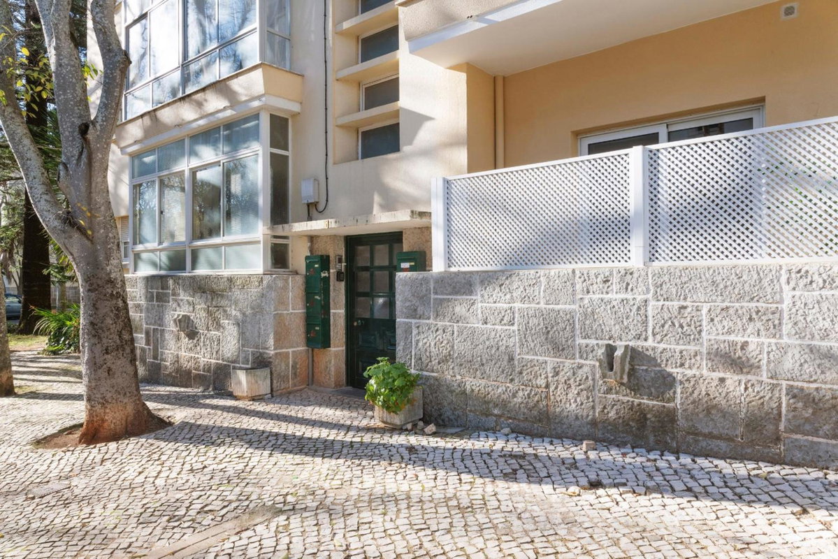 Coral Apartment by Olala Homes, Portugal