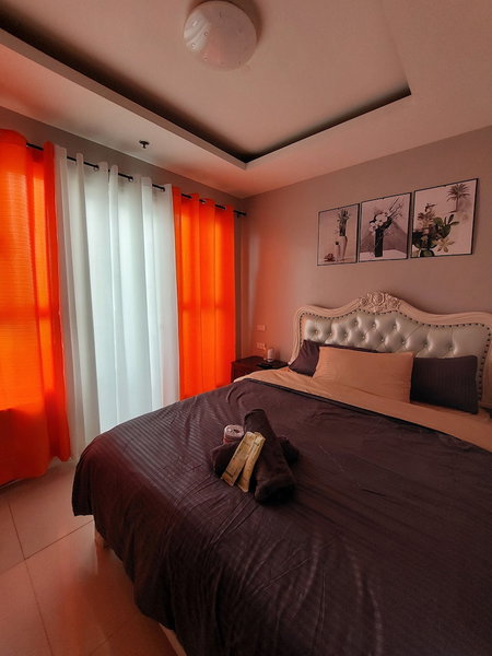 Budget Stay with Bay & City Lights View, Manila, Philippines