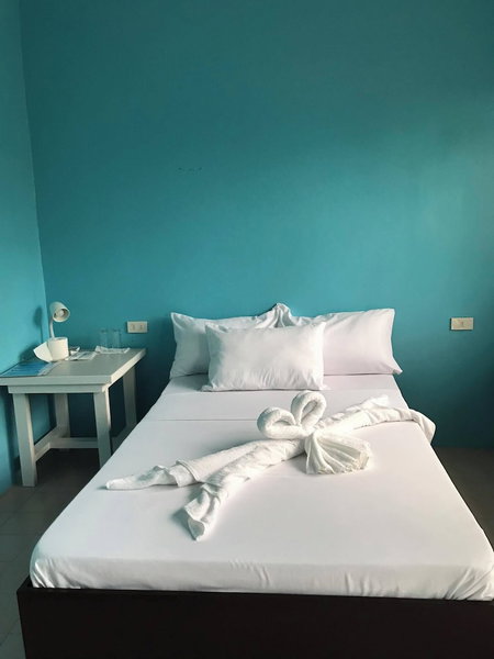 L&L Beach Resort, Pandan, Philippines