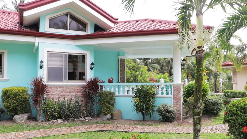 L&L Beach Resort, Pandan, Philippines