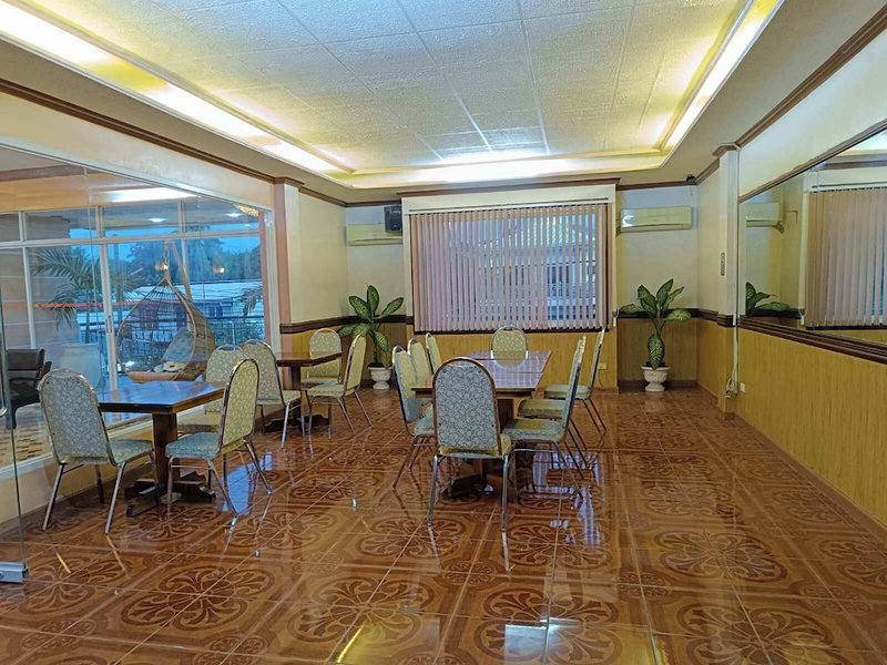 Northomes Pensione by HiveRooms, Bogo, Philippines