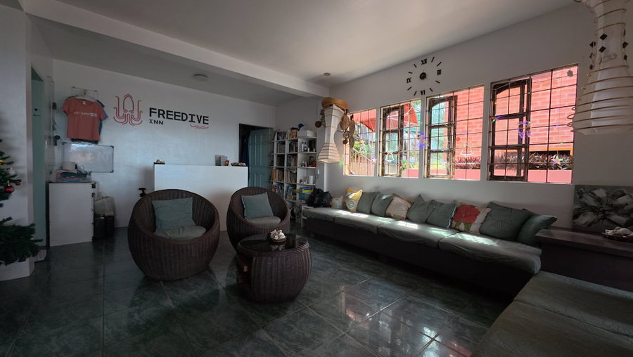 FreeDive Inn, Puerto Galera, Philippines