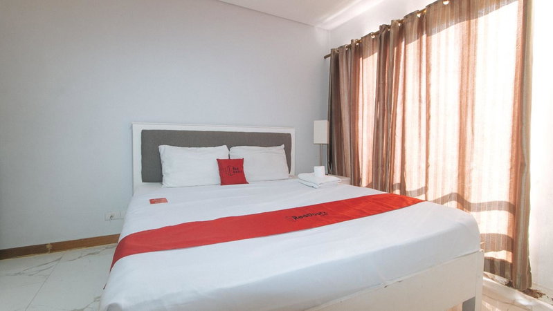 RedDoorz at TJMG by Bel Air Polaris Makati, Manila, Philippines