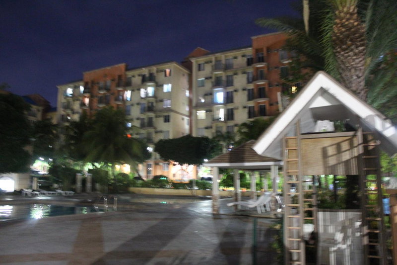 CHATEAU ELYSEE A13 Near Resto And Sm Mall/Airport, Manila, Philippines