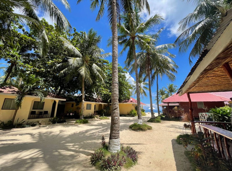 Beach Placid Resort powered by Cocotel, Ocoy, Philippines