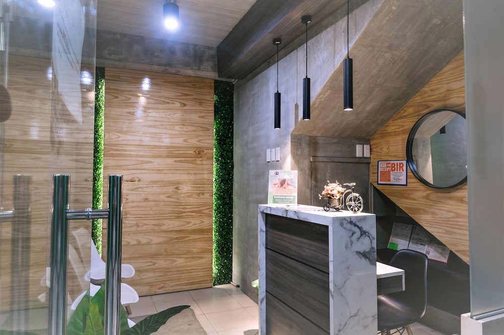 OYO 925 Rcee Place, Philippines