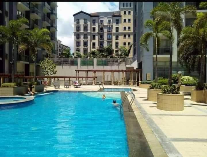 Budget Apartment Manila across Manila Airport T3, Manila, Philippines