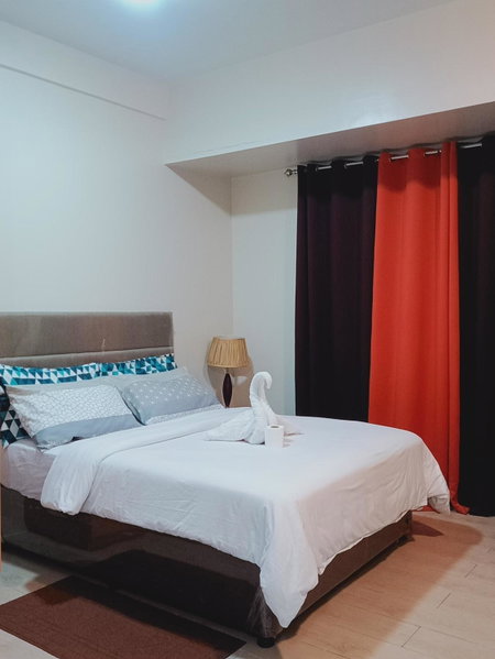 81 Newport Boulevard-Hyuna Place, Across NAIA T3, Manila, Philippines