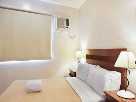 Collection O Avitel Hotel near Osmena Highway, PNR Pasay Station, Metro Manila, Makati, Philippines