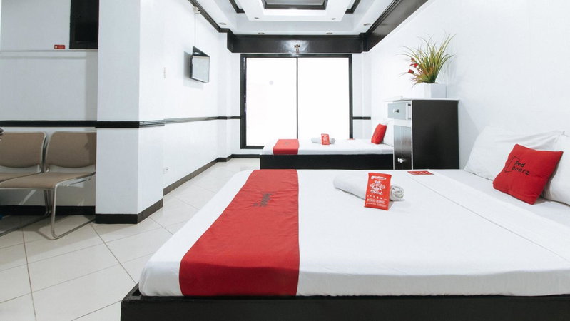 RedDoorz Plus at Villa Gloria Taguig, Manila, Philippines