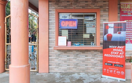 RedDoorz @ Goldland Spring Resort Urdaneta City, Urdaneta, Philippines