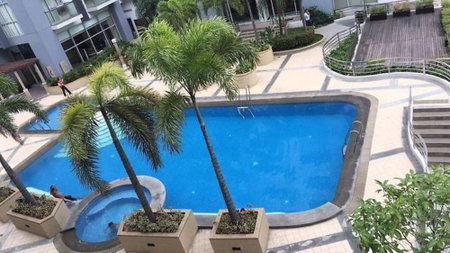 Del'S Condotel across NAIA Terminal 3, Pasay, Philippines