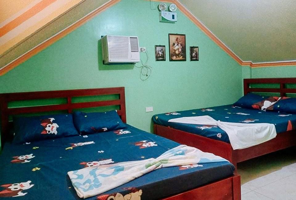 Hotel · RedDoorz at Precious Dem Beach Resort Pagudpud, Aggao