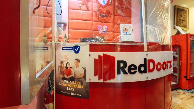 RedDoorz @ P Florentino Street Sampaloc Manila, Manila, Philippines