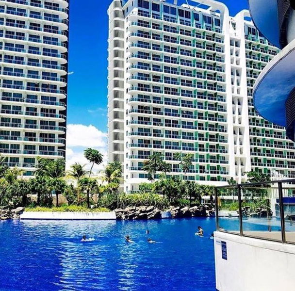 AZURE C1 with balcony wifi MULTIPLE UNITS near airport, Manila, Philippines