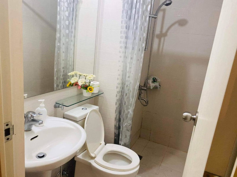 AZURE C1 with balcony wifi MULTIPLE UNITS near airport, Manila, Philippines