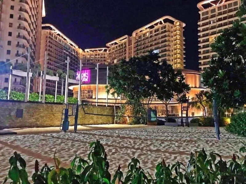 AZURE C1 with balcony wifi MULTIPLE UNITS near airport, Manila, Philippines