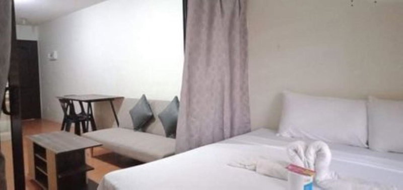 One oasis A2, shortwalk SM MALL Free POOL Kitchen, Davao City, Philippines