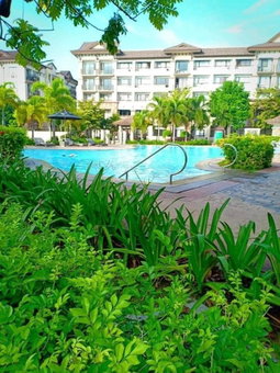 One oasis A2, shortwalk SM MALL Free POOL Kitchen, Davao City, Philippines