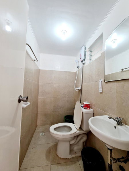 Calapan City Guest House Transient in a Subdivision near Malls L41, Calapan, Philippines