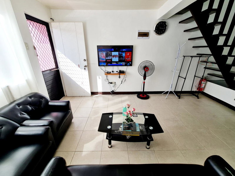 Calapan City Guest House Transient in a Subdivision near Malls L41, Calapan, Philippines