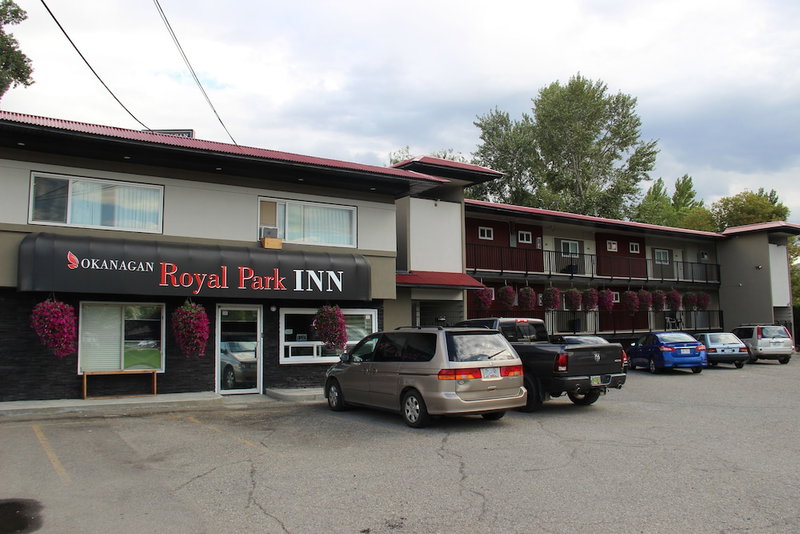 Okanagan Royal Park Inn by Elevate Rooms, Vernon, Canada