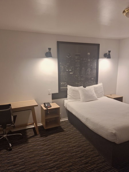 Super 8 by Wyndham Montreal, Montréal, Canada