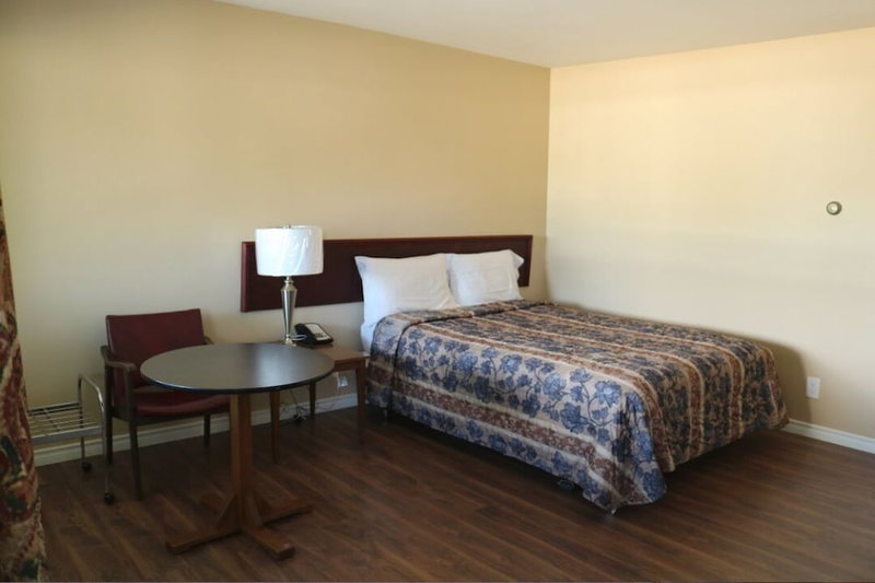 Country Squire Motor Inn, Chetwynd, Canada