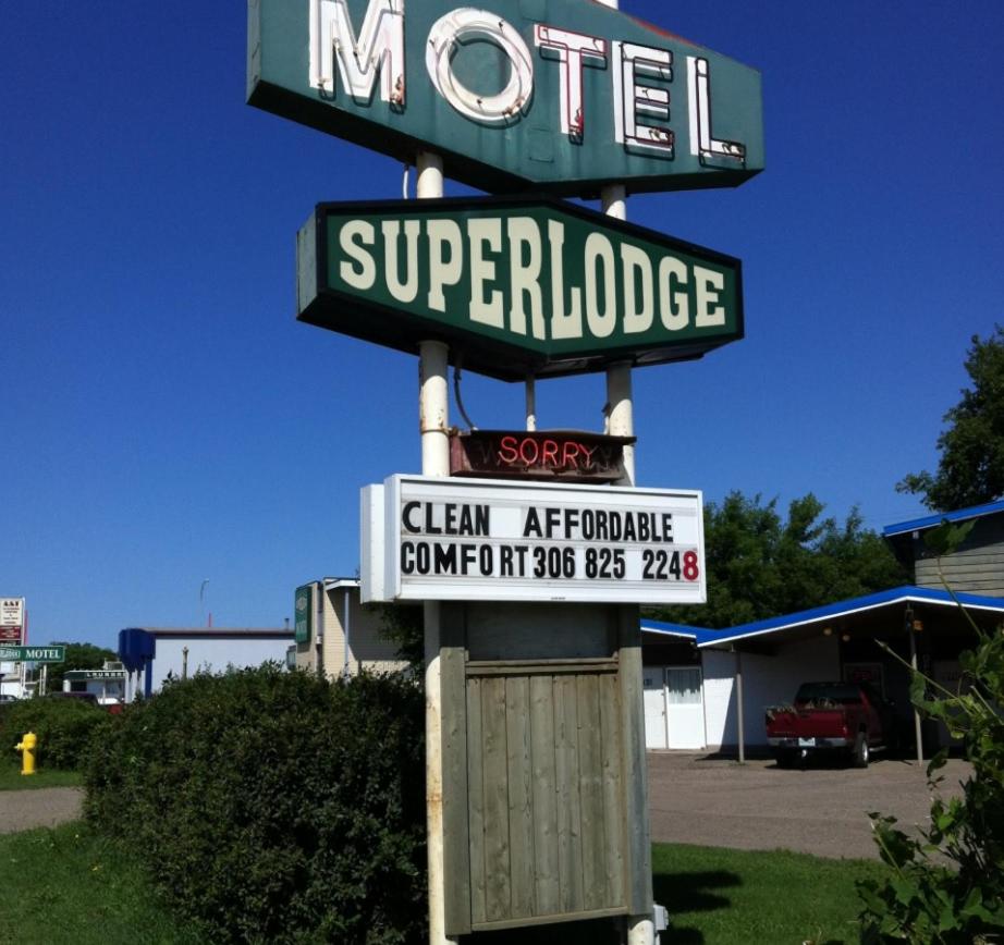 Superlodge Lloydminster, Canada