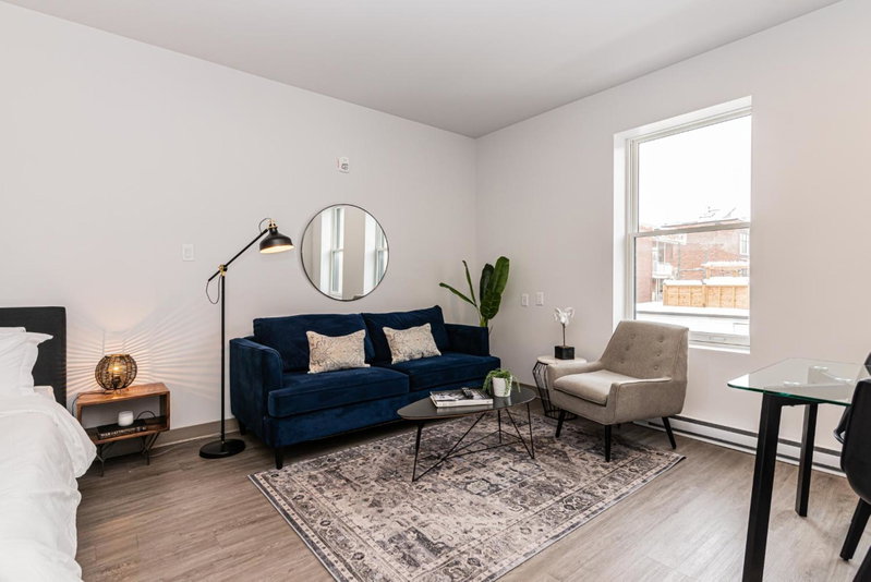 Modern and New Studio in the Heart of the City by Den Stays, Montréal, Canada