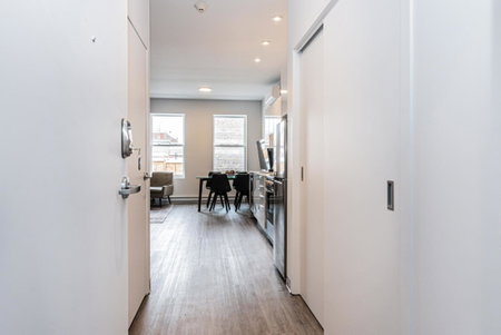 Modern and New Studio in the Heart of the City by Den Stays, Montréal, Canada