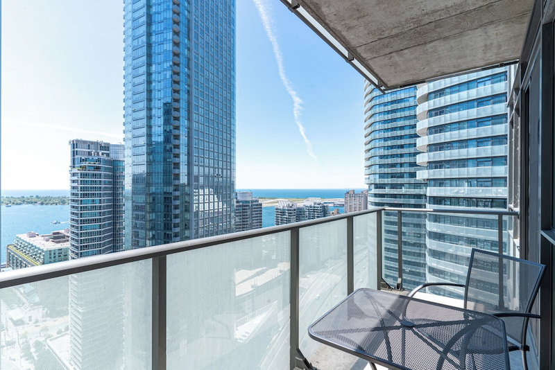 Maple Leaf Square Executive Suites, Toronto, Canada