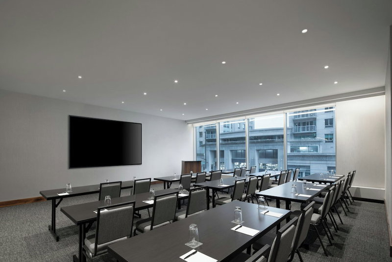 AC Hotel BY Marriott Ottawa Dwtn, Ottawa, Canada