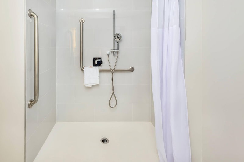 Comfort Inn & Suites, Cochrane, Canada