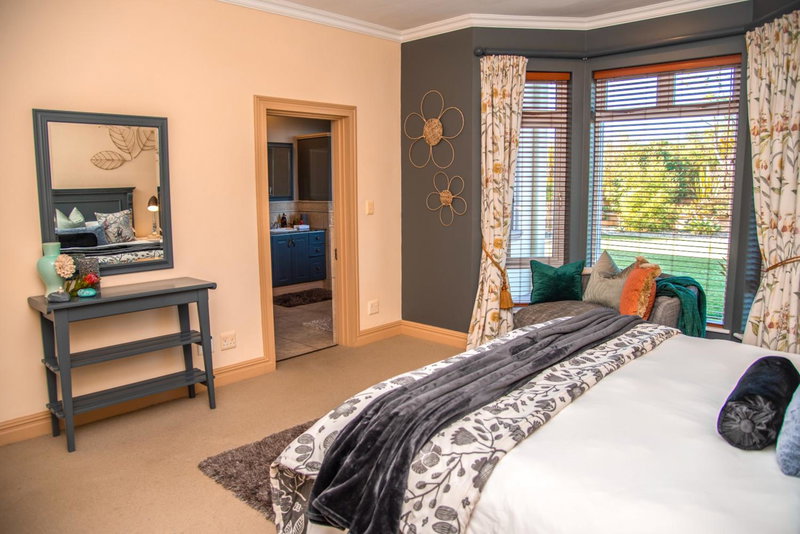 Pezula Magic Retreat - 4 Bedroom Home with Inverter, Knysna, South Africa